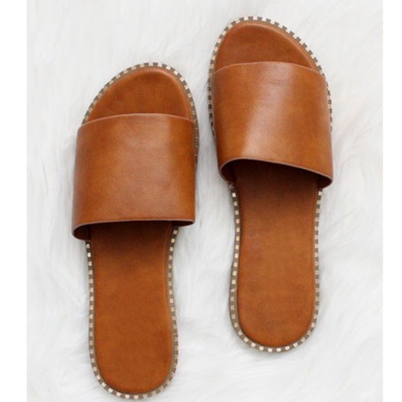 Single Band Gold Trim Sandals in Tan - Picture 1 of 8